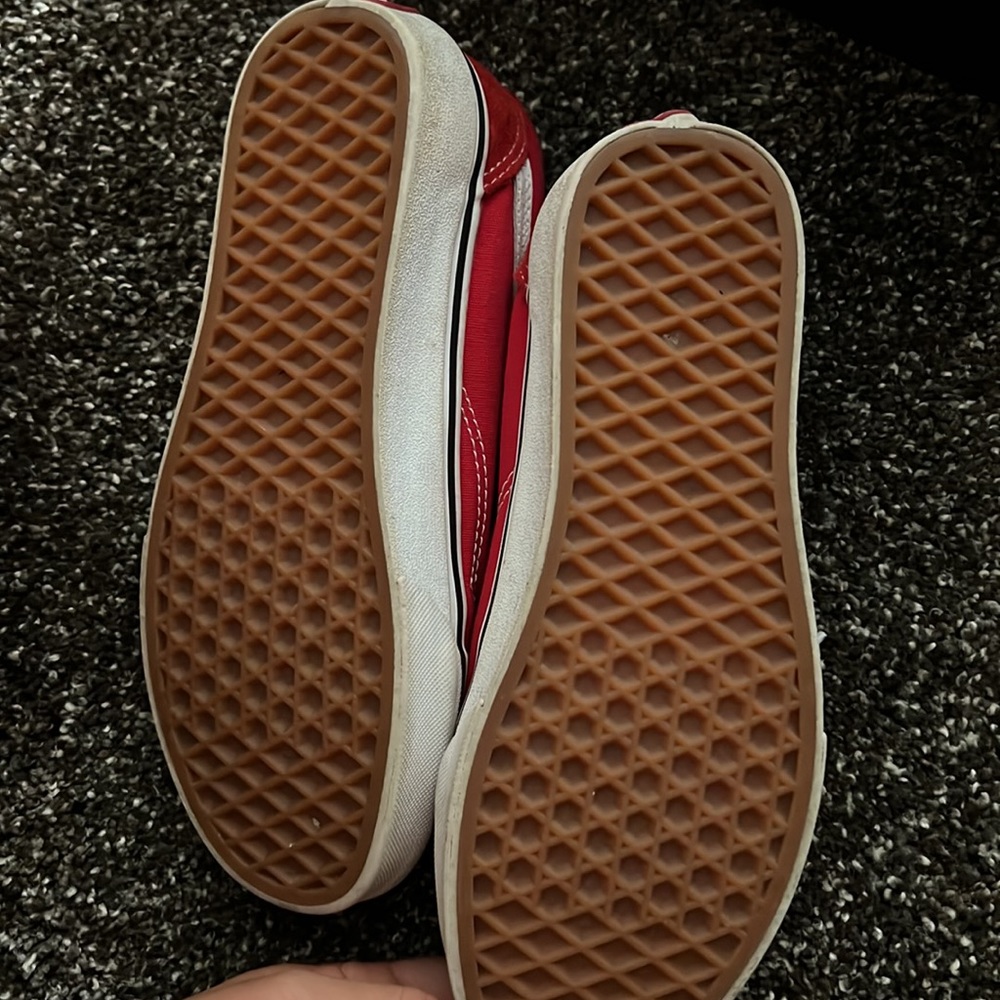 Red VANS - Picture 2 of 3